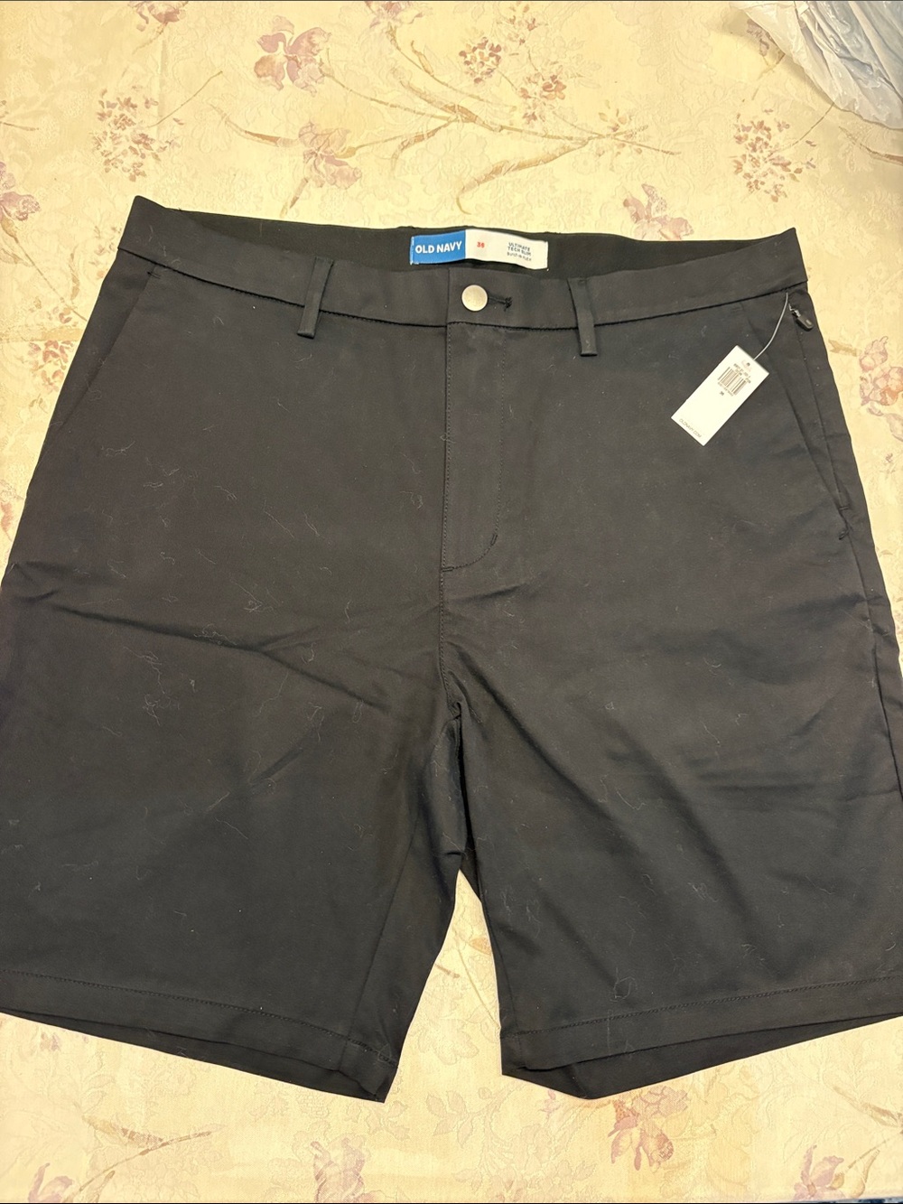 Old Navy Men's Black Flat Front Stretch Shorts